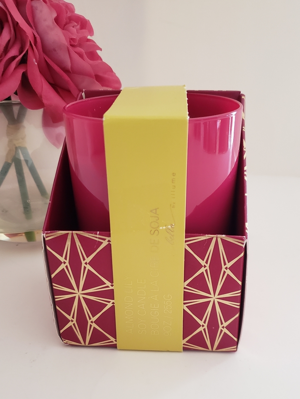 NWT Pink Scented Candle in Frosted Glass